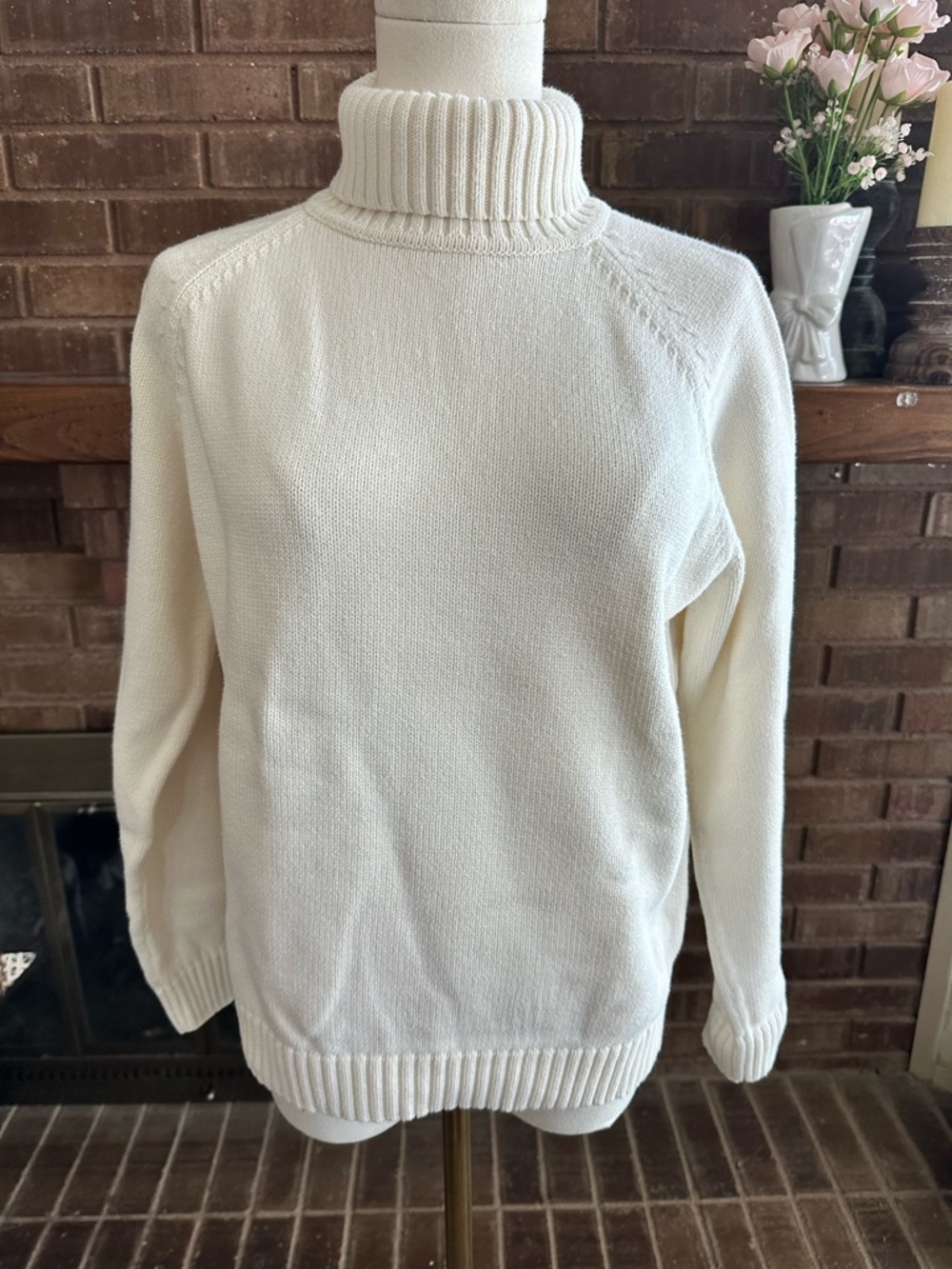 L.L. Bean Cream 100% Cotton Turtleneck Sweater Chunky Knit Cozy Academia M